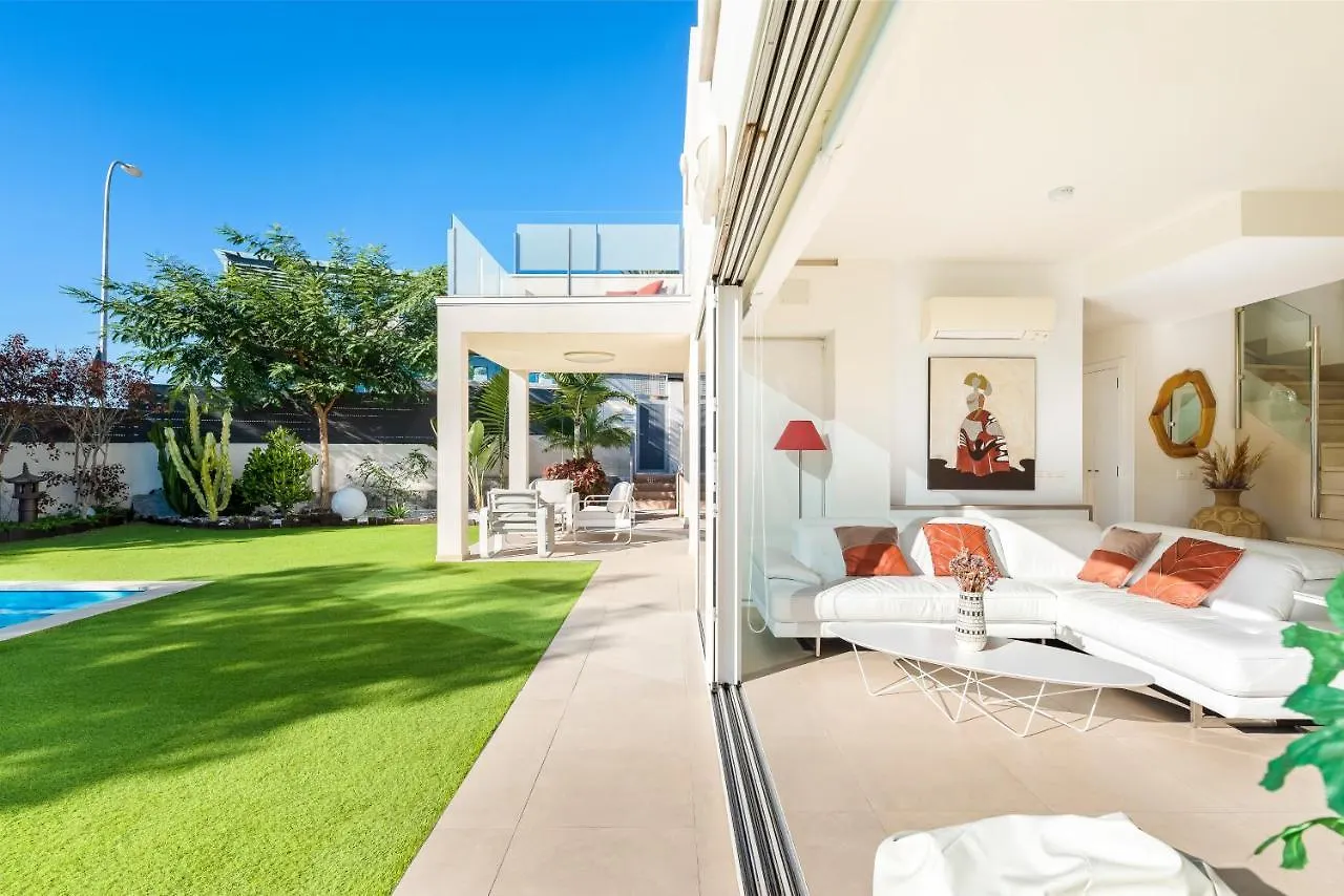 149 Villa Oasis Buddha Garden by SUNKEYRENTS Costa Adeje  0*, Costa Adeje (Tenerife)